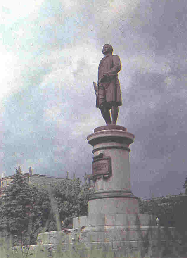 Monumento de M.V.Lomonosov (skulptisto N.V.Tomskij, jaro1953)